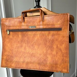 Vintage Stradellina briefcase/portfolio case!